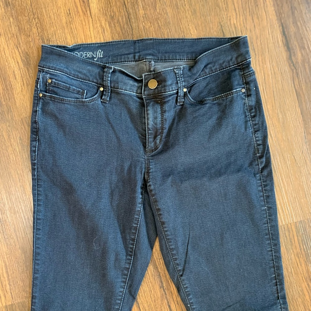 Ann Taylor ‘Modern Fit’ Jeans - Picture 4 of 9